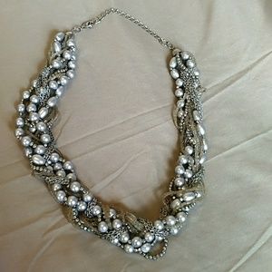 Elegant silver necklace